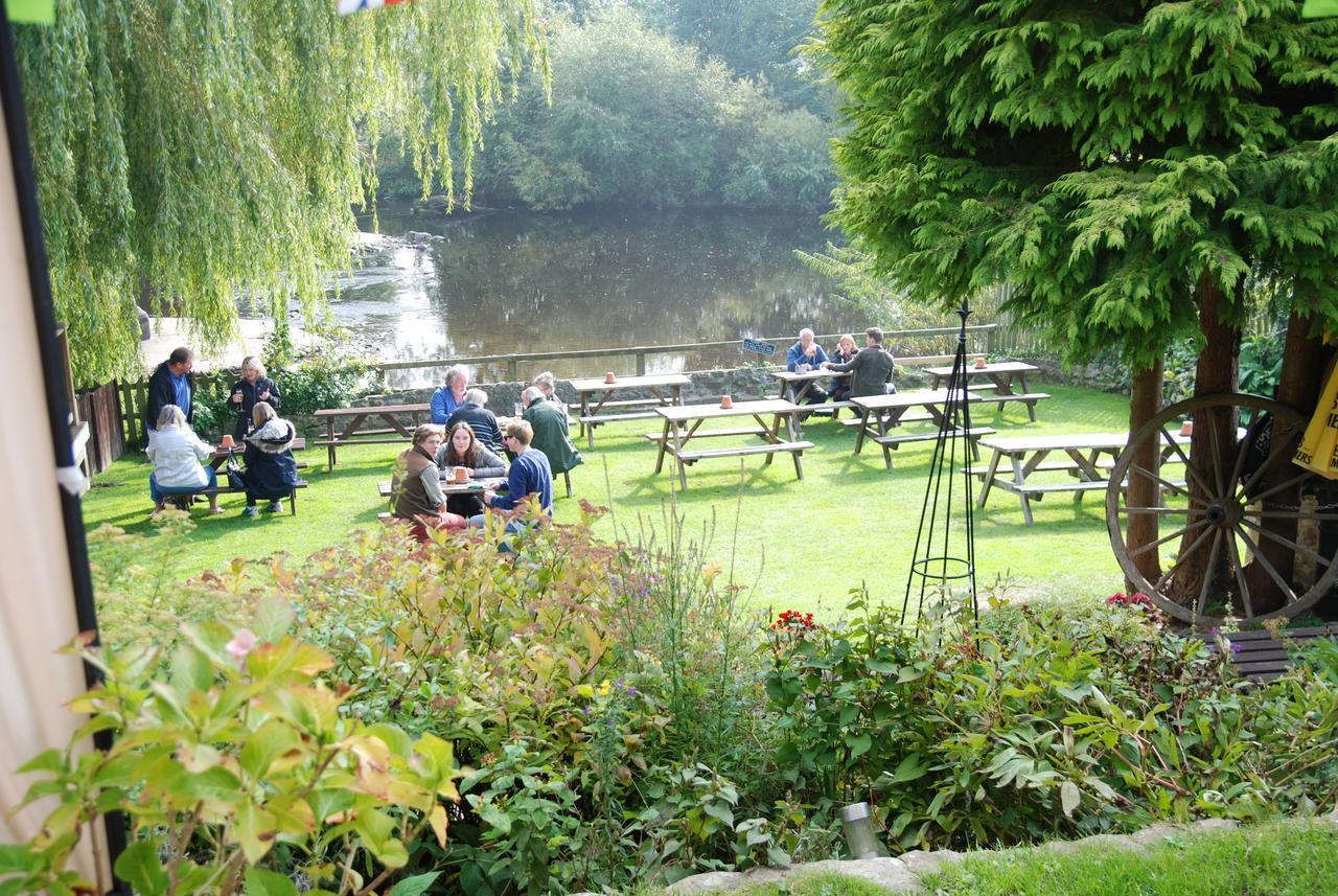 The Bull Inn West Tanfield Ρίπον Εξωτερικό φωτογραφία