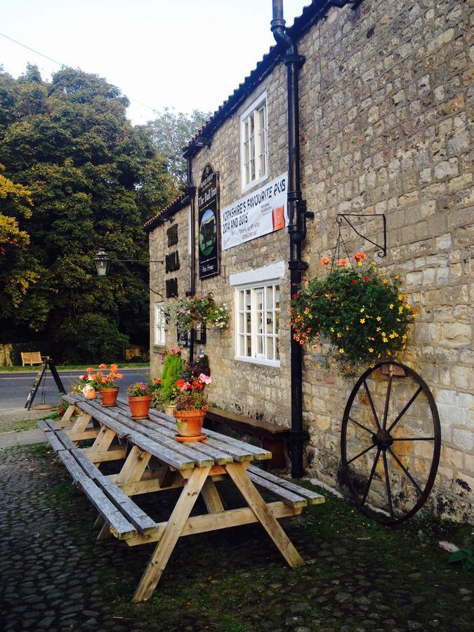 The Bull Inn West Tanfield Ρίπον Εξωτερικό φωτογραφία