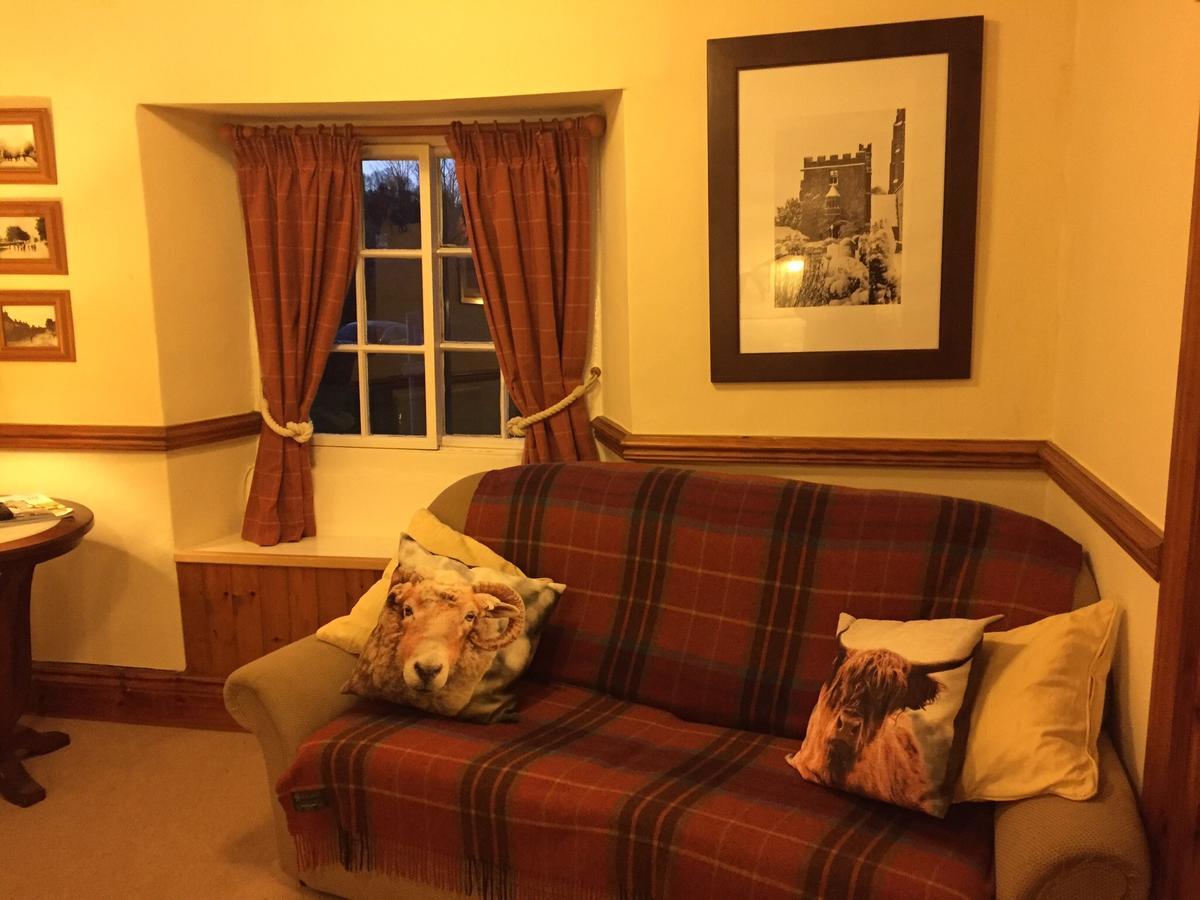 The Bull Inn West Tanfield Ρίπον Εξωτερικό φωτογραφία